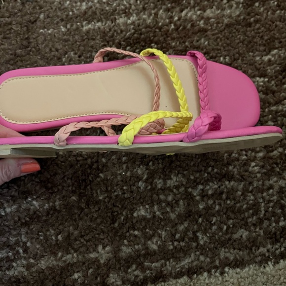 Sandals - Picture 2 of 3